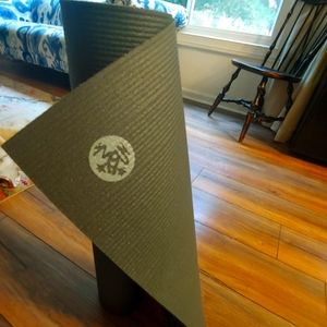 Manduka Pro Lite Yoga Mat, Thunder Gray🖤